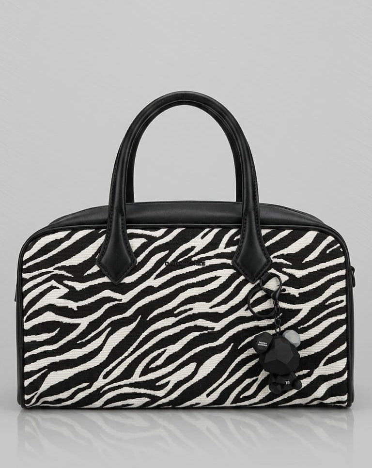 Zebra Muse Bag 🖤